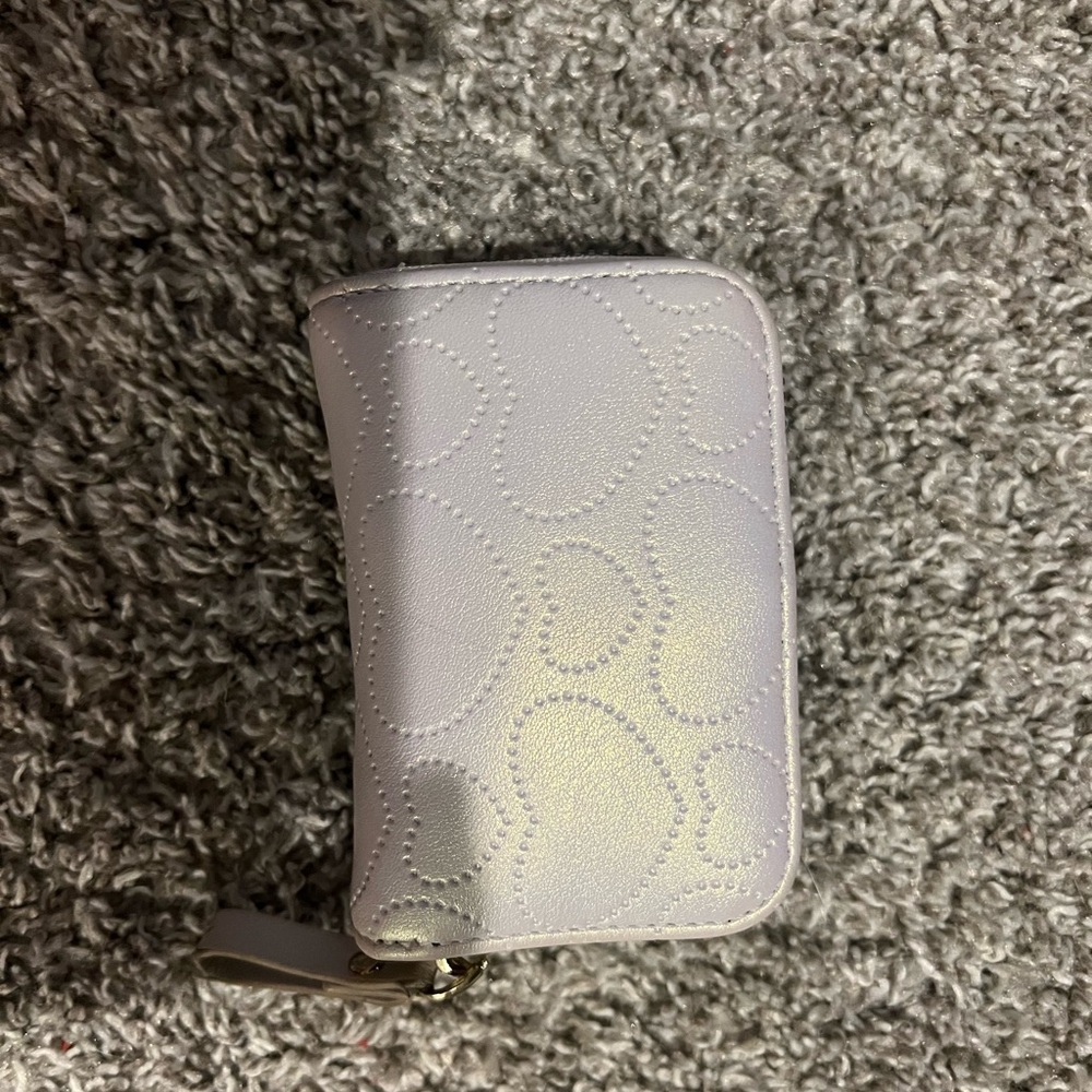 Metallic white Embossed Card Holder